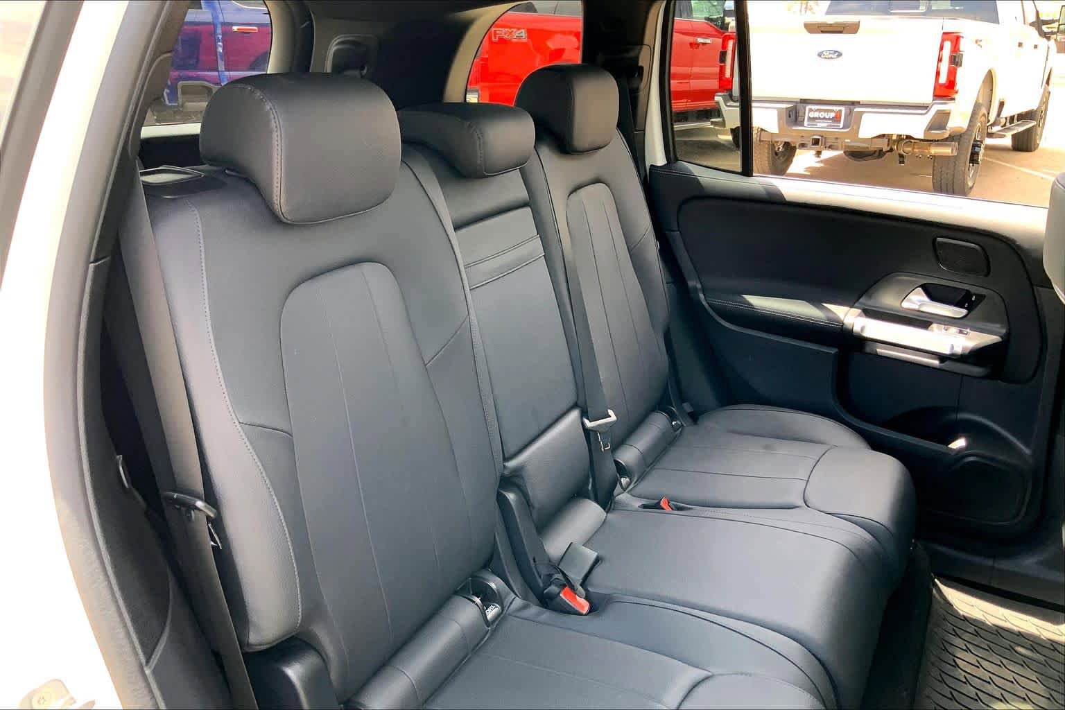 Used 2025 Mercedes-Benz GLB 250 4MATIC image 20