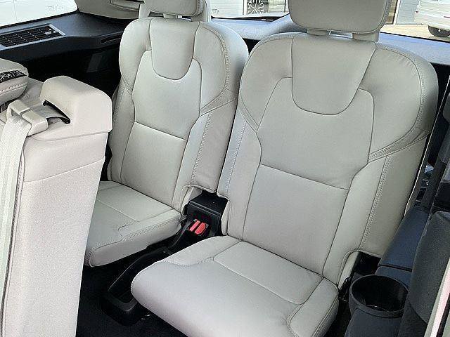 New 2026 Volvo XC90 T8 Ultra w/ Lounge Package AWD/4WD image 13