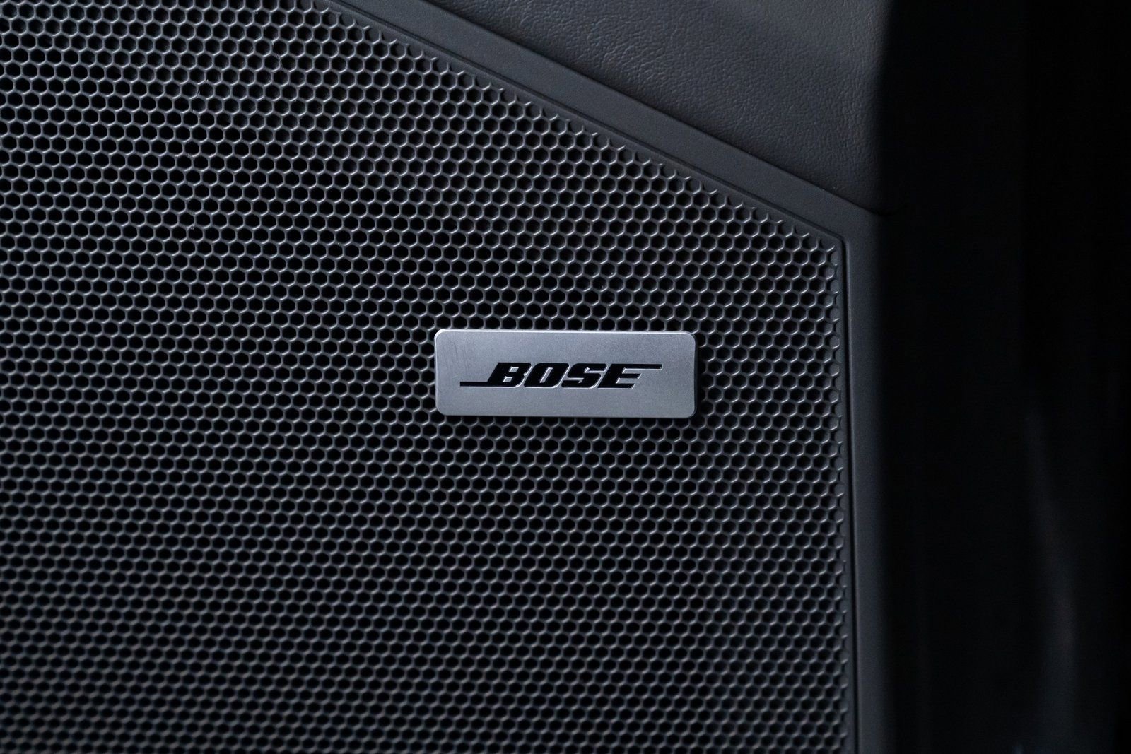 Used 2022 Porsche Cayenne Coupe image 15