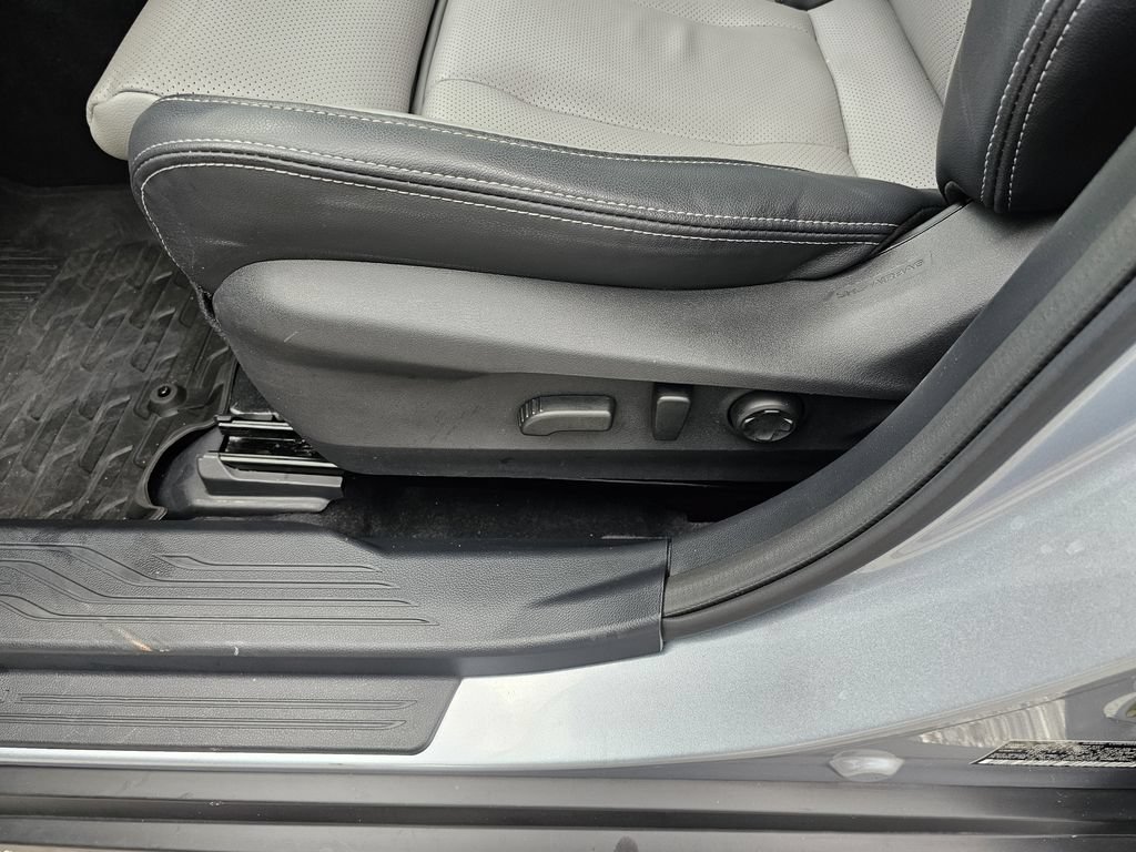 Certified 2023 Subaru Outback Limited AWD/4WD image 19