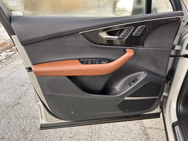 Used 2022 Audi Q7 3.0T Premium Plus w/ Premium Plus Package image 9