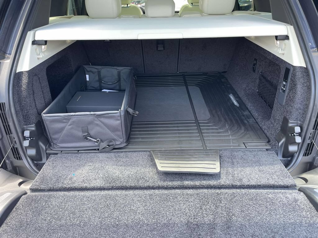 New 2026 Land Rover Range Rover SE AWD/4WD image 17