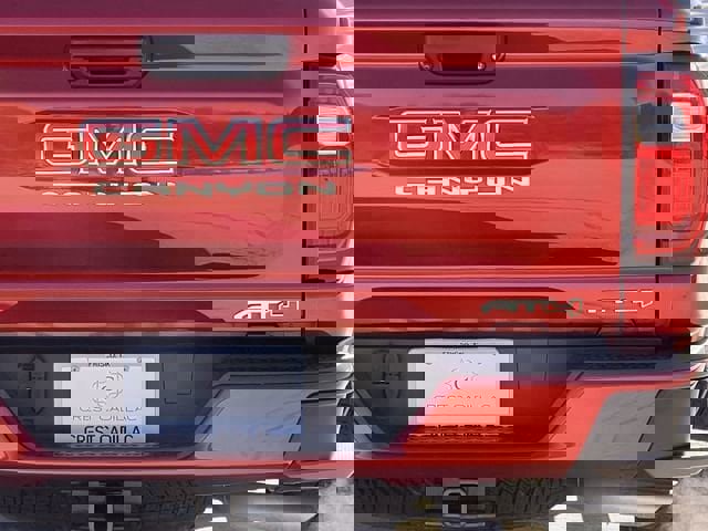 Used 2024 GMC Canyon AT4 image 6