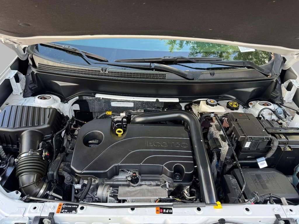 Used 2023 Chevrolet Equinox RS FWD image 24