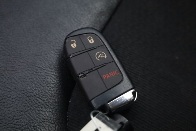 Used 2022 Jeep Compass Trailhawk w/ Trailhawk Convenience Group image 22