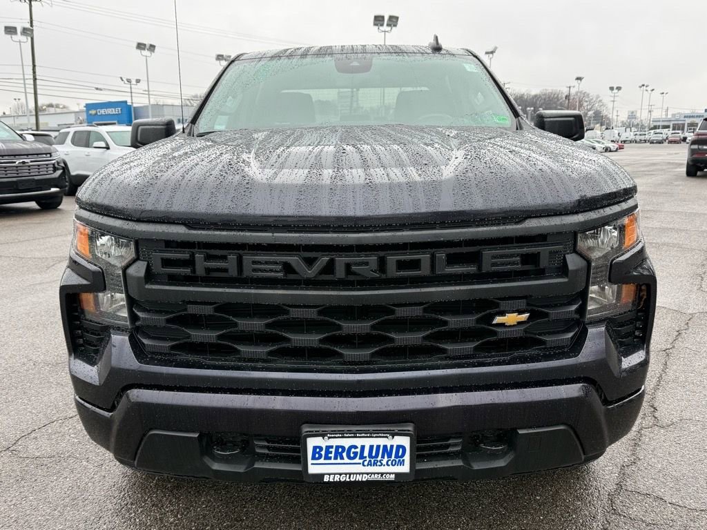 Used 2022 Chevrolet Silverado 1500 Custom image 9