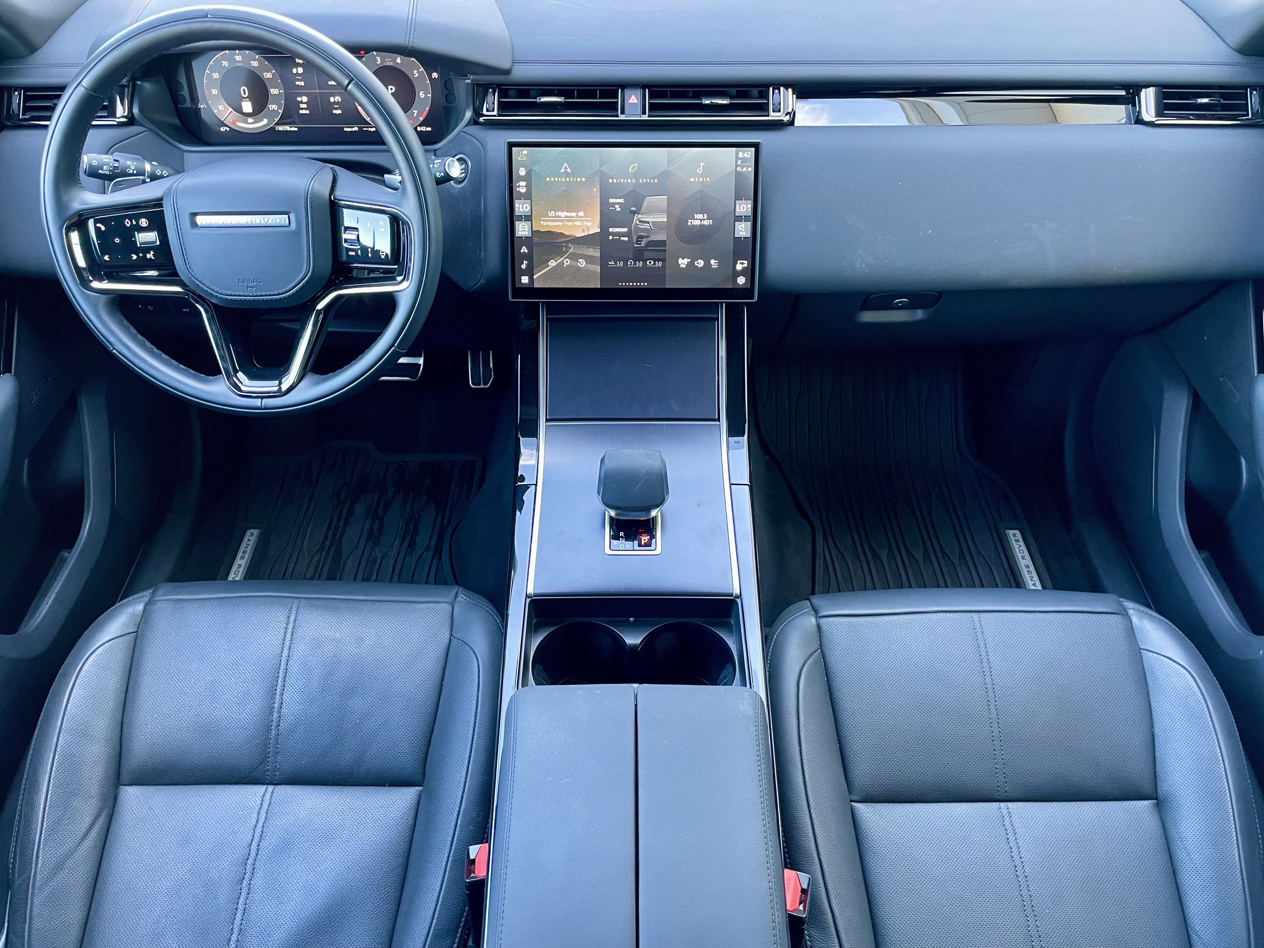 Certified 2026 Land Rover Range Rover Velar Dynamic SE AWD/4WD image 16
