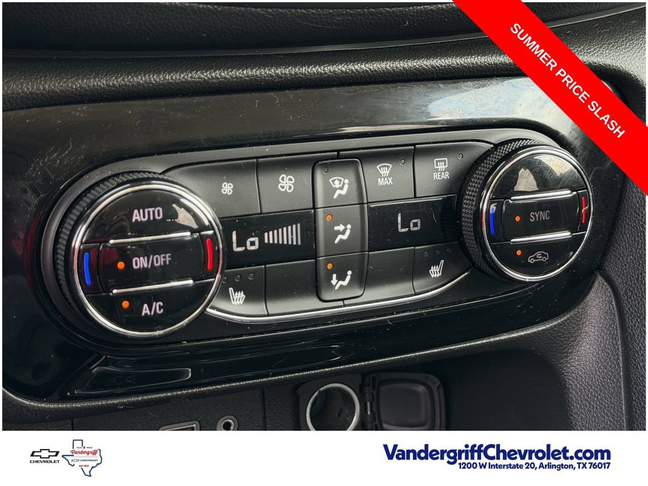 Certified 2023 Buick Encore GX Select w/ Sport Touring Package FWD image 18