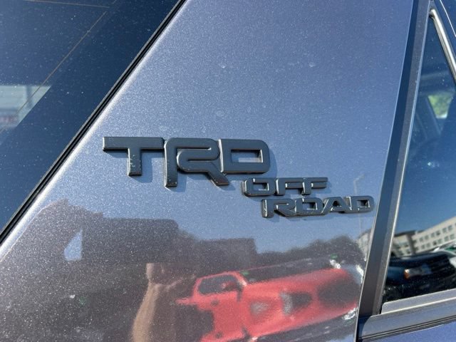 Used 2023 Toyota 4Runner TRD Off-Road Premium w/ Off Road Premium Plus Package AWD/4WD image 3