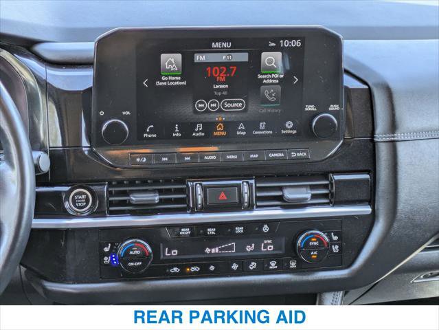 Used 2022 Nissan Pathfinder Platinum w/ Cargo Package FWD image 17