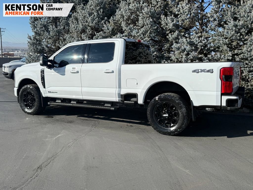 Used 2025 Ford F250 Lariat w/ Black Appearance Package image 5