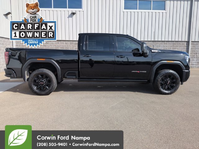 Used 2025 GMC Sierra 2500 AT4 w/ AT4 Premium Plus Package AWD/4WD image 2