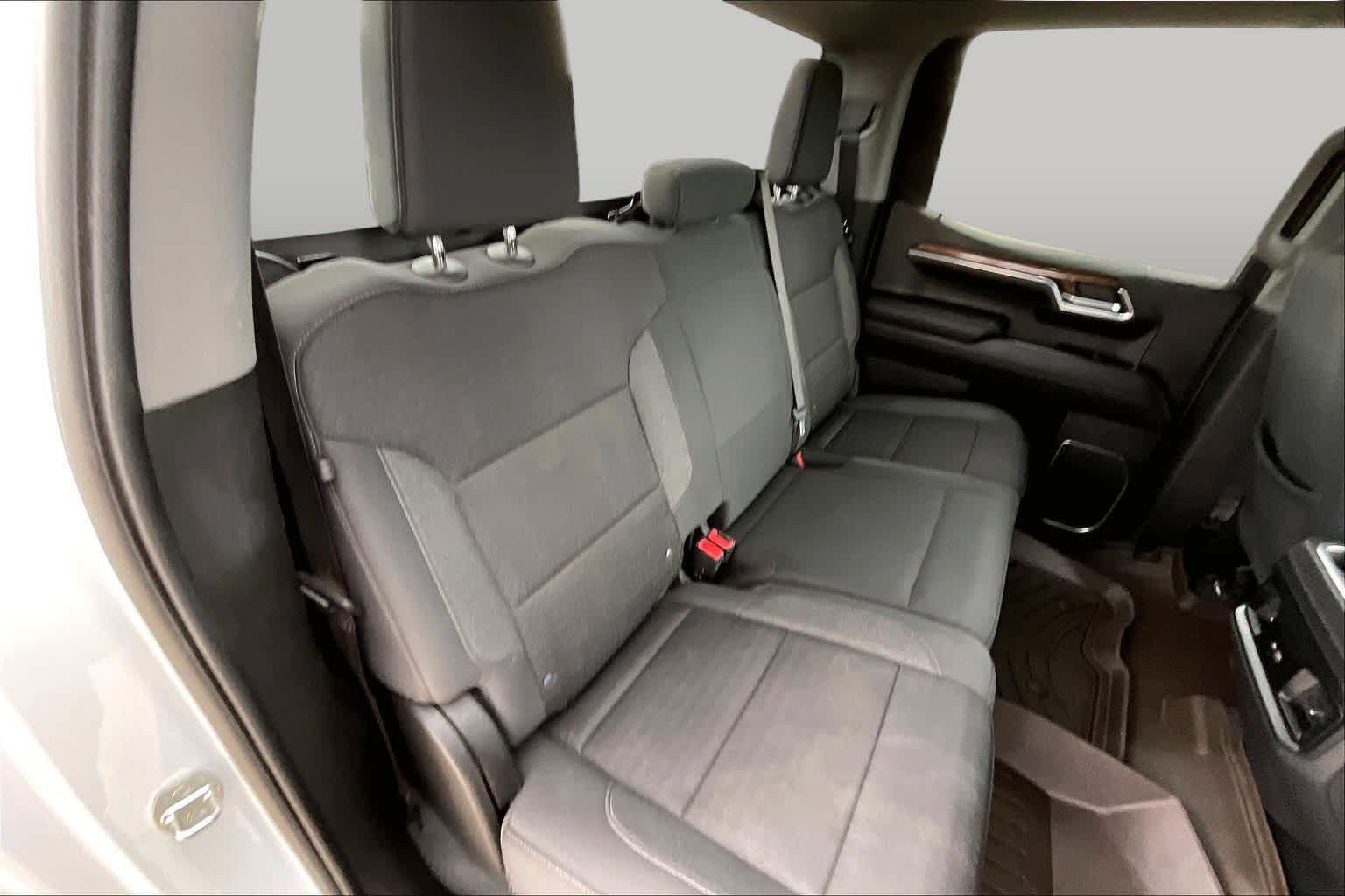 Used 2023 Chevrolet Silverado 1500 LT w/ Z71 Off-Road Package AWD/4WD image 19