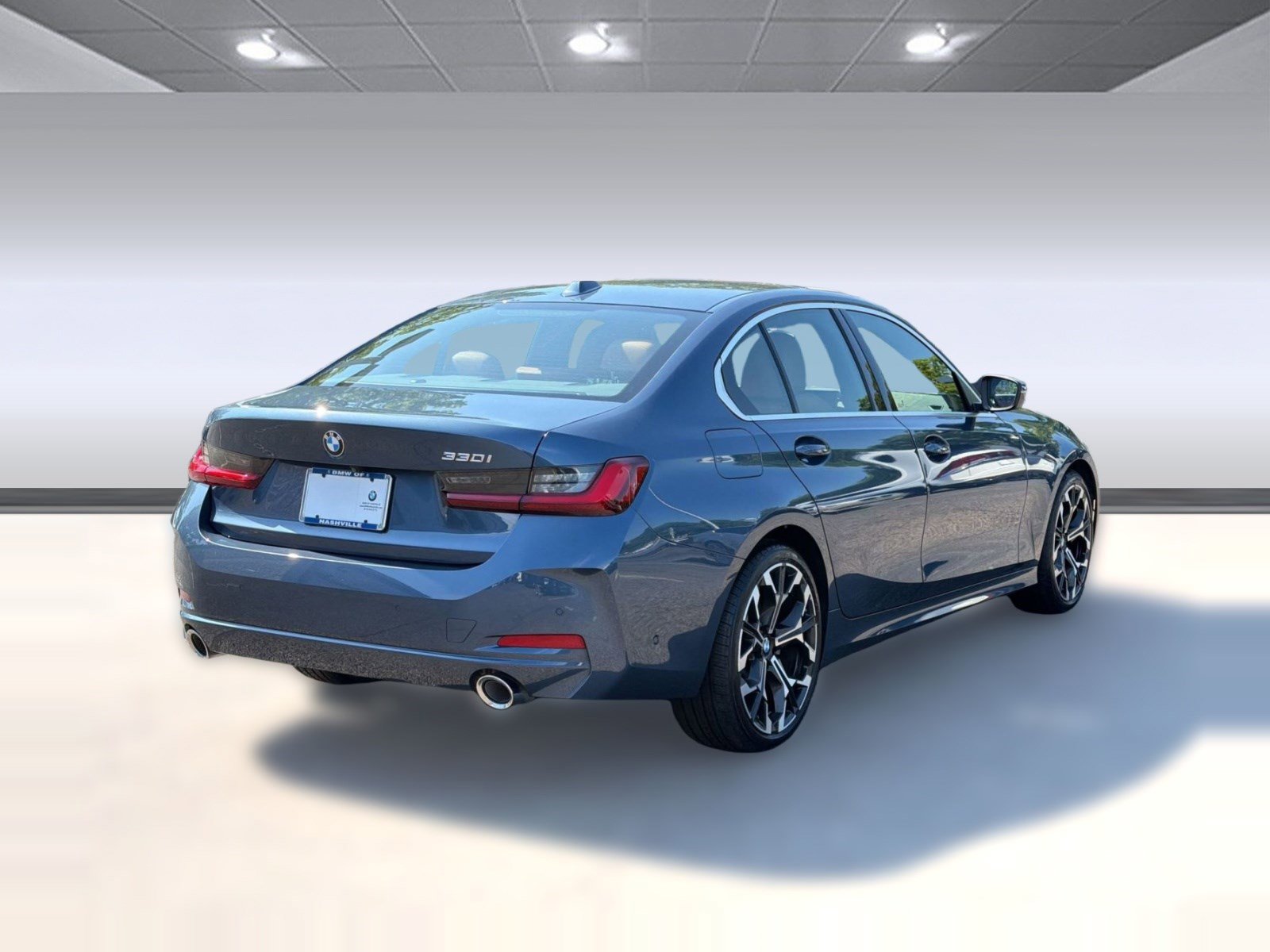 Certified 2025 BMW 330i Sedan RWD image 9