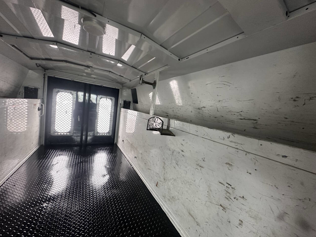 Used 2012 Ford E-350 and Econoline 350 Super Duty w/ PWR Locks & Windows Group image 15