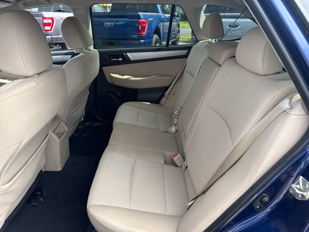 Used 2017 Subaru Outback 2.5i Premium AWD/4WD image 15