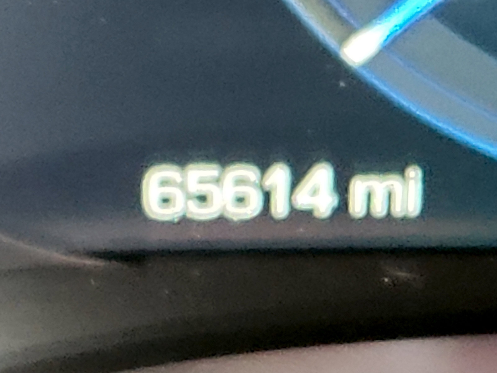 Used 2020 Cadillac Escalade Premium Luxury image 25