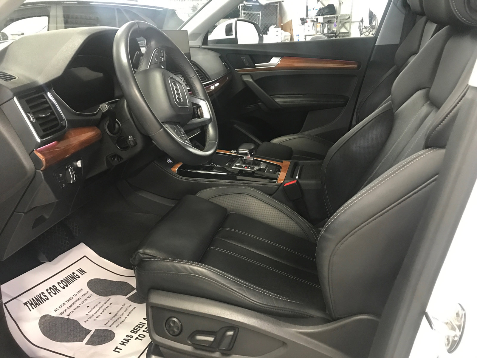 Used 2023 Audi Q5 Prestige w/ Prestige Package image 7