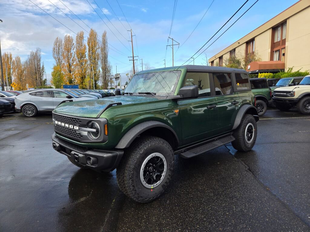 New 2025 Ford Bronco Badlands w/ Sasquatch Package image 1