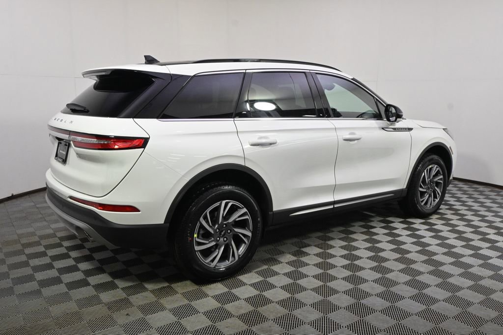 New 2026 Lincoln Corsair Premiere image 7