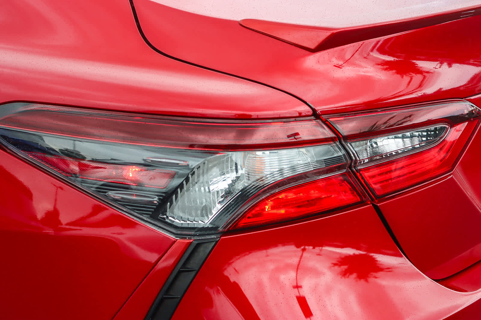 Used 2021 Toyota Camry SE image 8