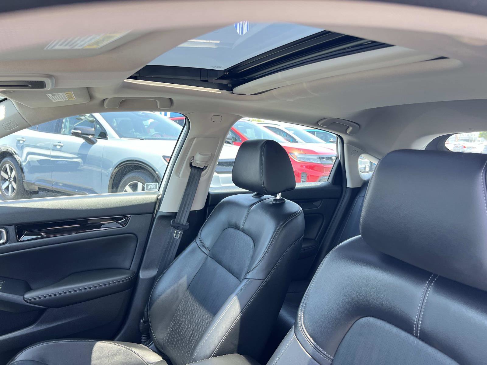 Certified 2024 Honda Civic EX-L image 18