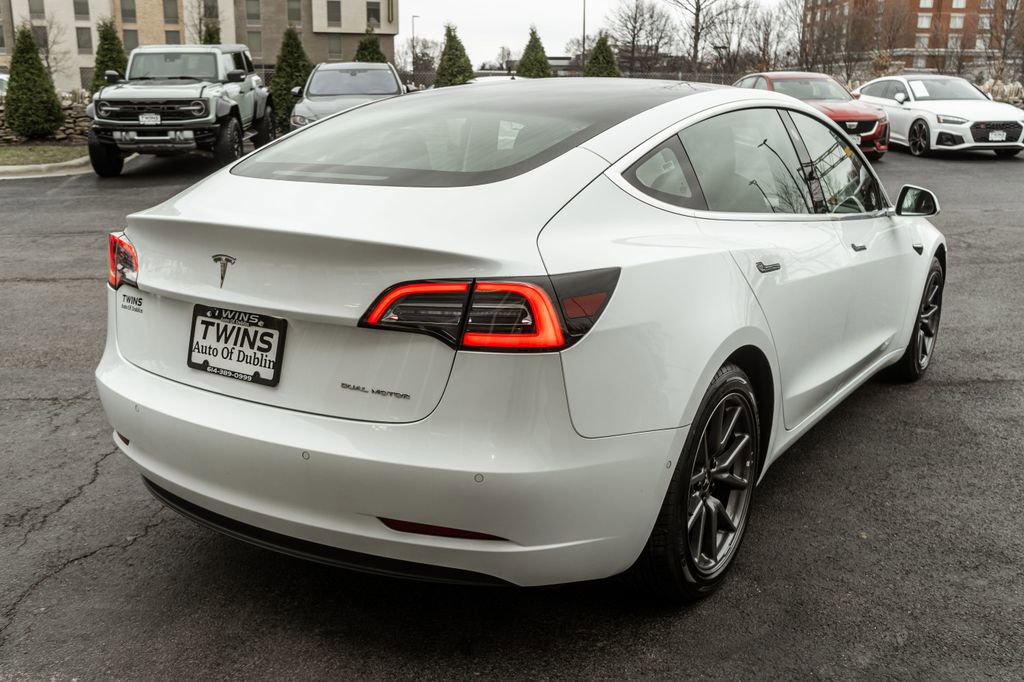 Used 2018 Tesla Model 3 Long Range image 36