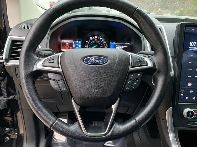 Used 2022 Ford Edge Titanium AWD/4WD image 22