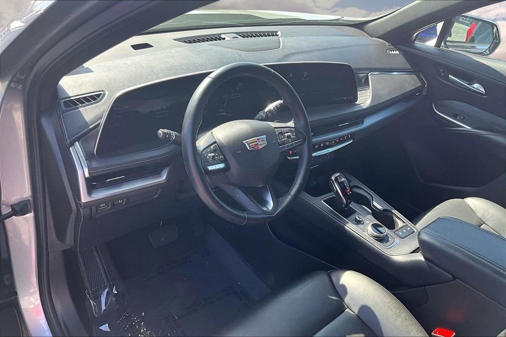 Certified 2025 Cadillac XT4 Premium Luxury image 17