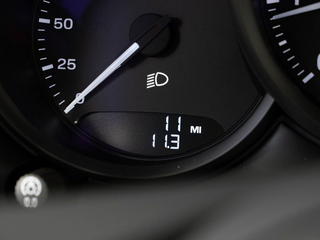 New 2026 Porsche Macan image 12