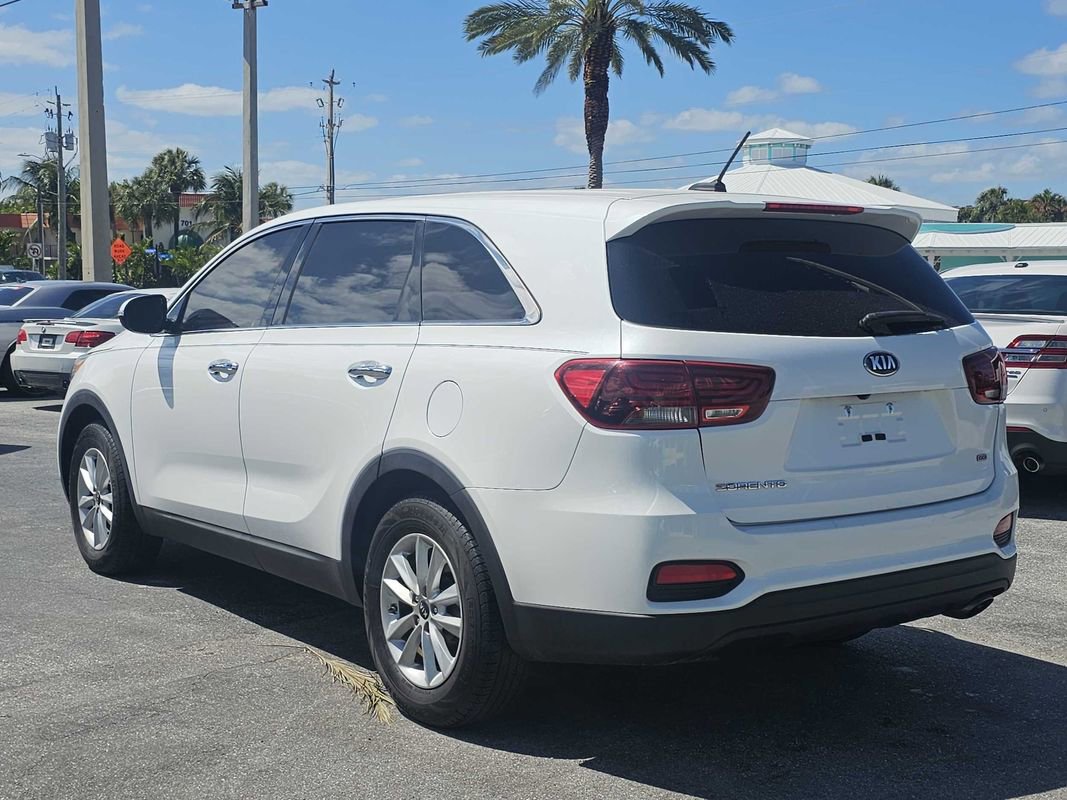 Used 2019 Kia Sorento LX image 3