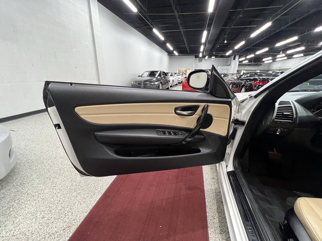 Used 2013 BMW 128i Convertible image 25