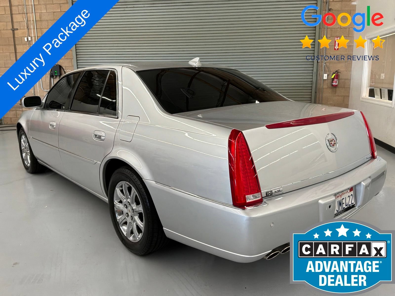 Used 2009 Cadillac DTS w/ Trunk Convenience Package FWD image 7
