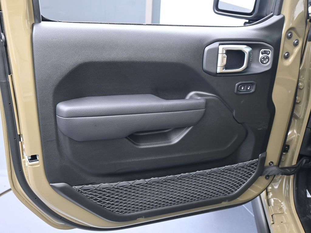 New 2026 Jeep Gladiator Willys AWD/4WD image 22