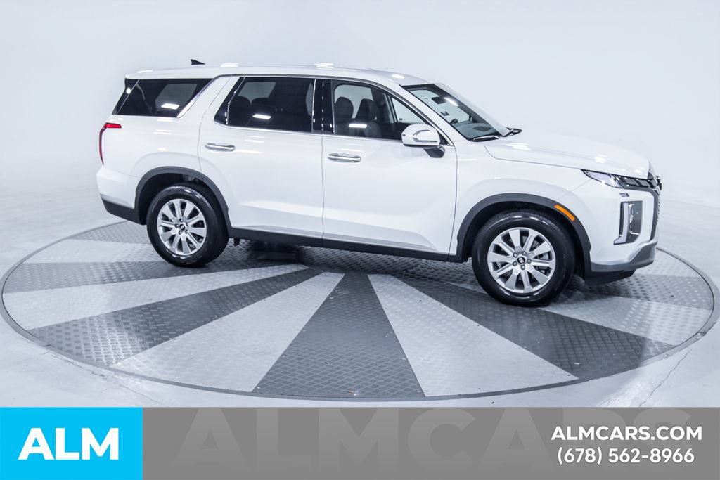 Used 2025 Hyundai Palisade SE FWD image 13
