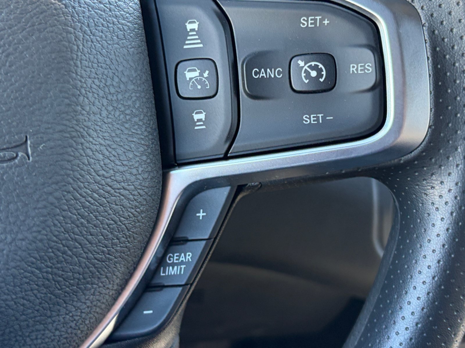 New 2027 RAM 5500 Tradesman w/ Chrome Appearance Group AWD/4WD image 19