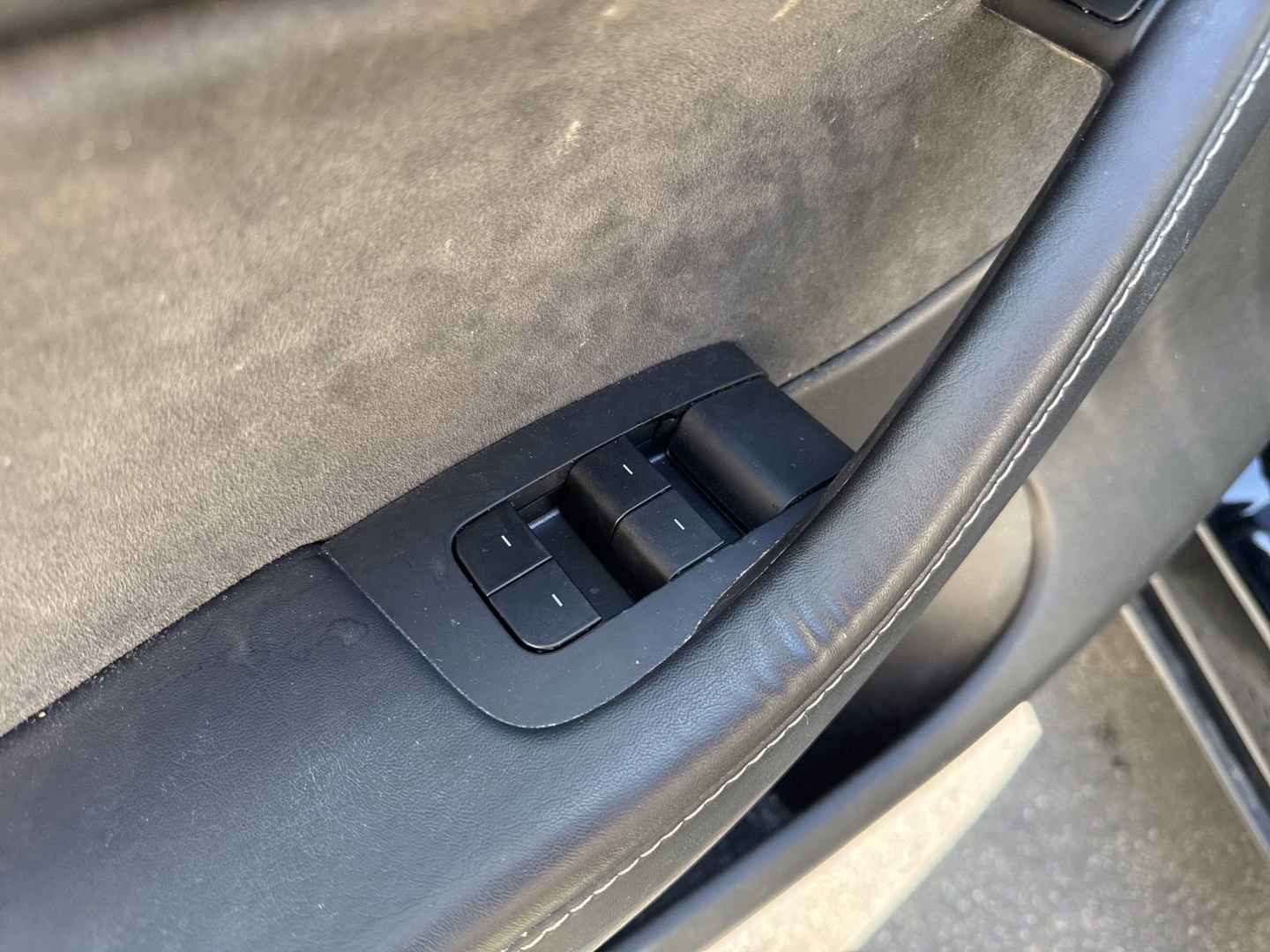 Used 2022 Tesla Model Y Long Range AWD/4WD image 18