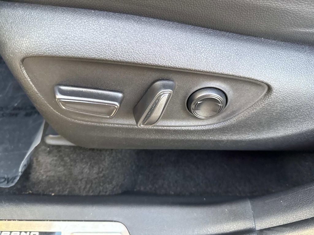 Used 2024 Toyota Grand Highlander AWD Hybrid image 28