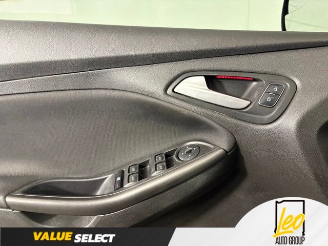 Used 2017 Ford Focus SEL FWD image 20