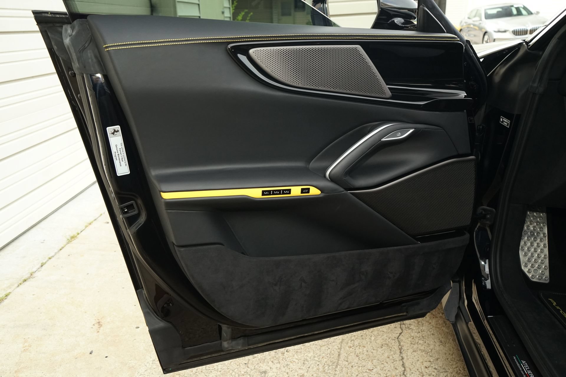 Used 2025 Ferrari Purosangue AWD/4WD image 23