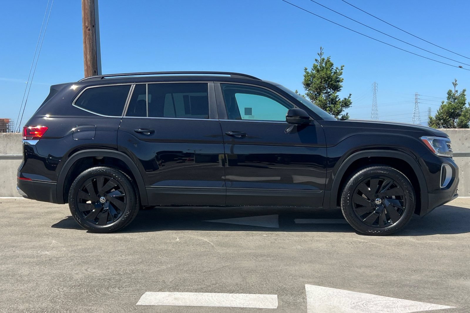 New 2026 Volkswagen Atlas SE AWD/4WD image 3