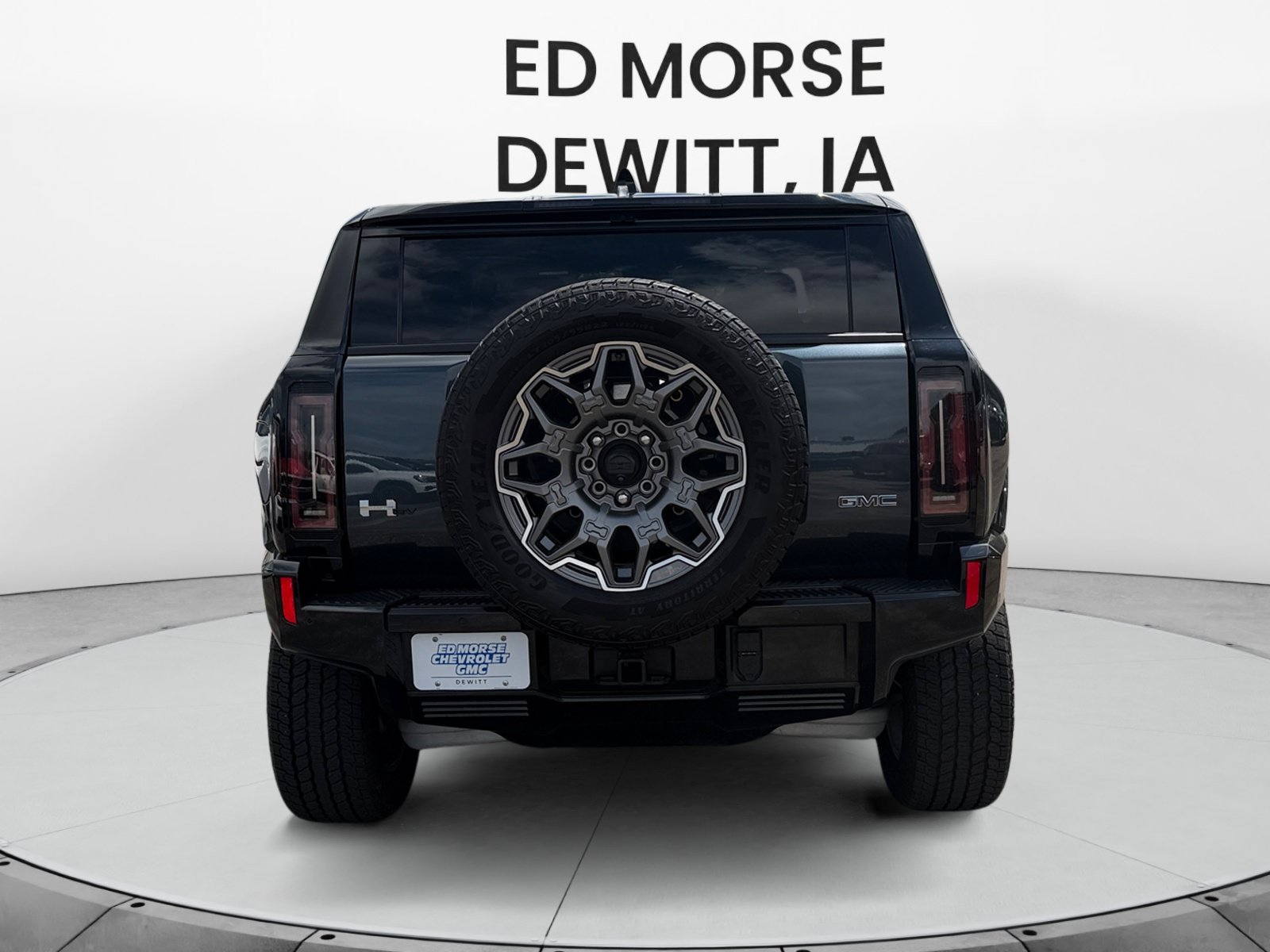 Used 2025 GMC Hummer EV 3X w/ LPO, Cargo Utility Package AWD/4WD image 4
