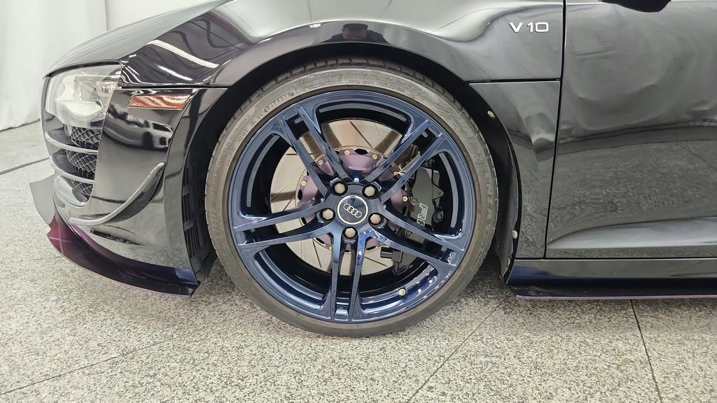 Used 2010 Audi R8 V10 AWD/4WD image 15