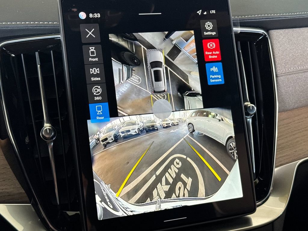 New 2026 Volvo XC90 B6 Plus w/ Protection Package Premier image 20