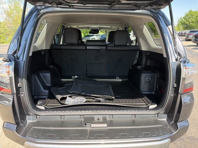 Used 2023 Toyota 4Runner TRD Off-Road Premium w/ Off Road Premium Plus Package AWD/4WD image 17
