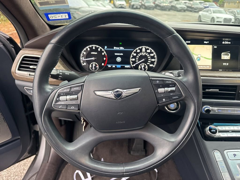 Used 2020 Genesis G90 3.3T Premium RWD image 10