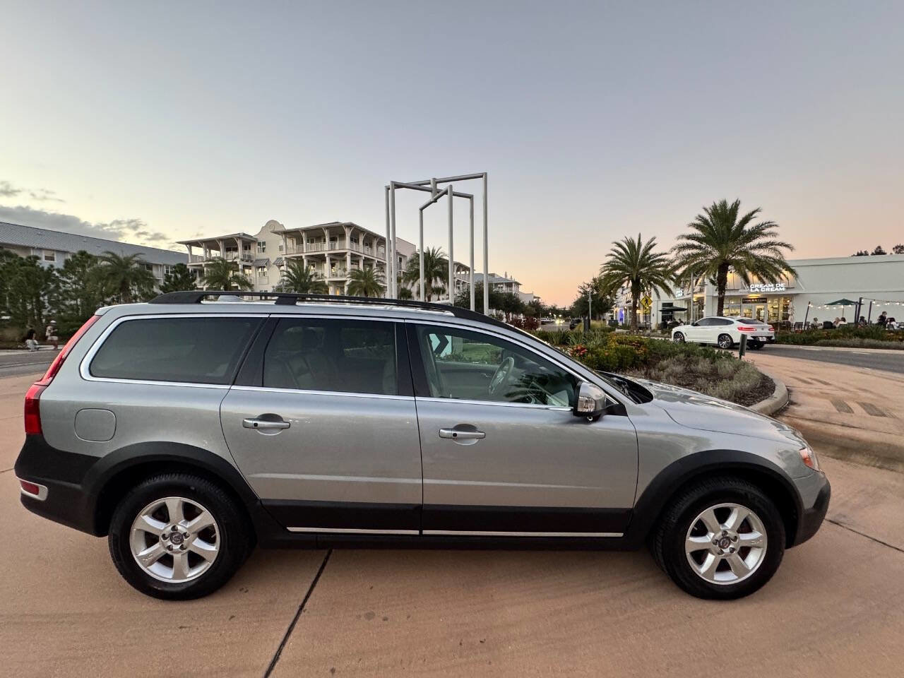 Used 2013 Volvo XC70 3.2 image 9