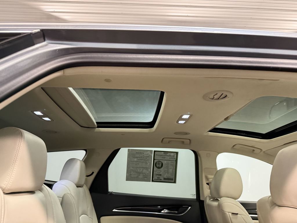 Used 2023 Buick Enclave Essence w/ Experience Buick Package image 16