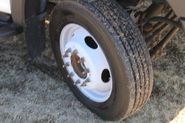 Used 2021 Ford F550 4x4 Regular Cab Super Duty image 29