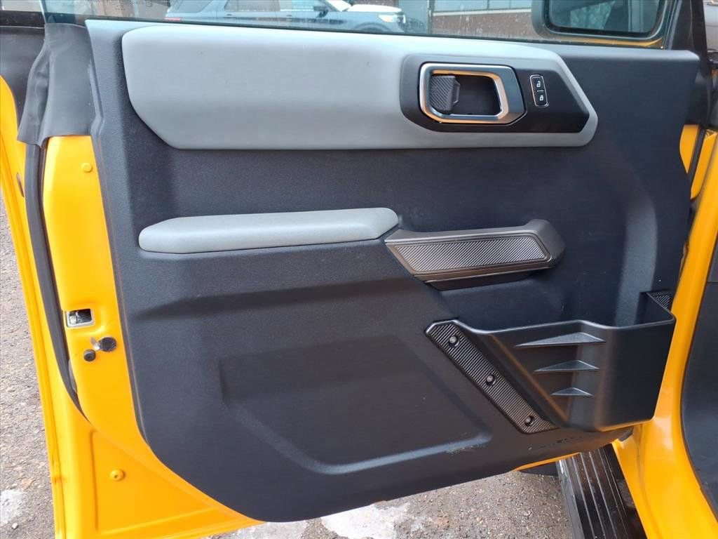 Used 2021 Ford Bronco Badlands image 13